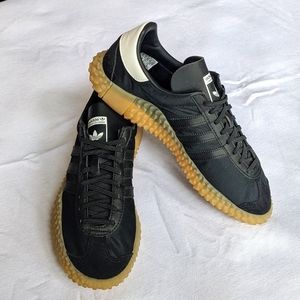 Men's Adidas Kamanda Core Black and Gum Sneakers, 11.5